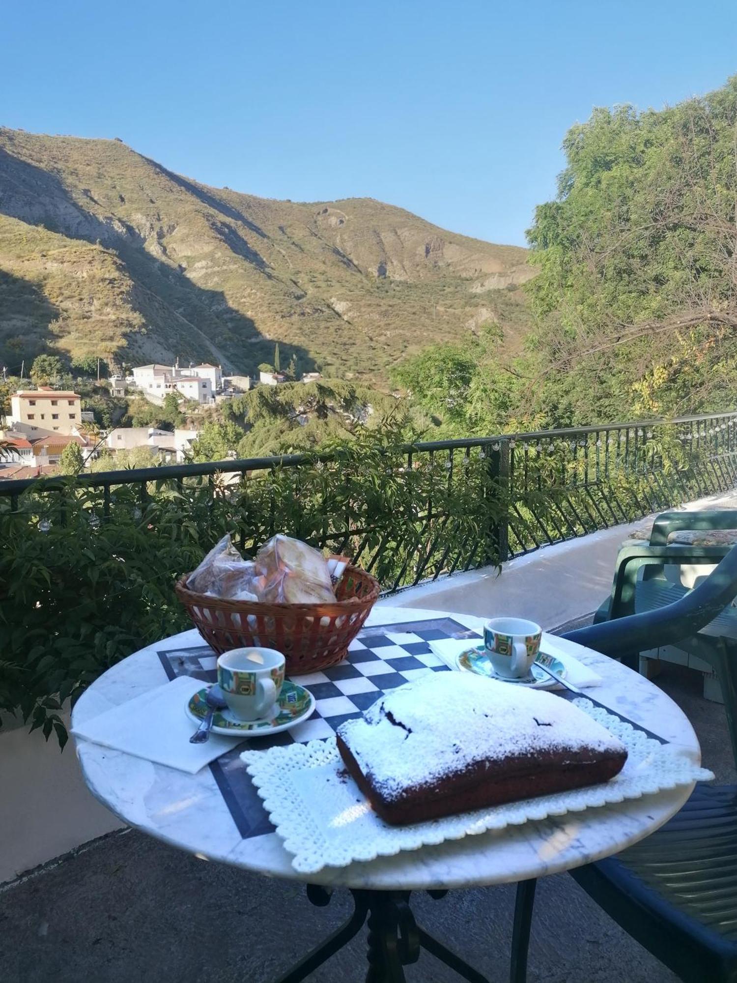 Apartmán La Casa De La Abuela Pinos Genil Exteriér fotografie